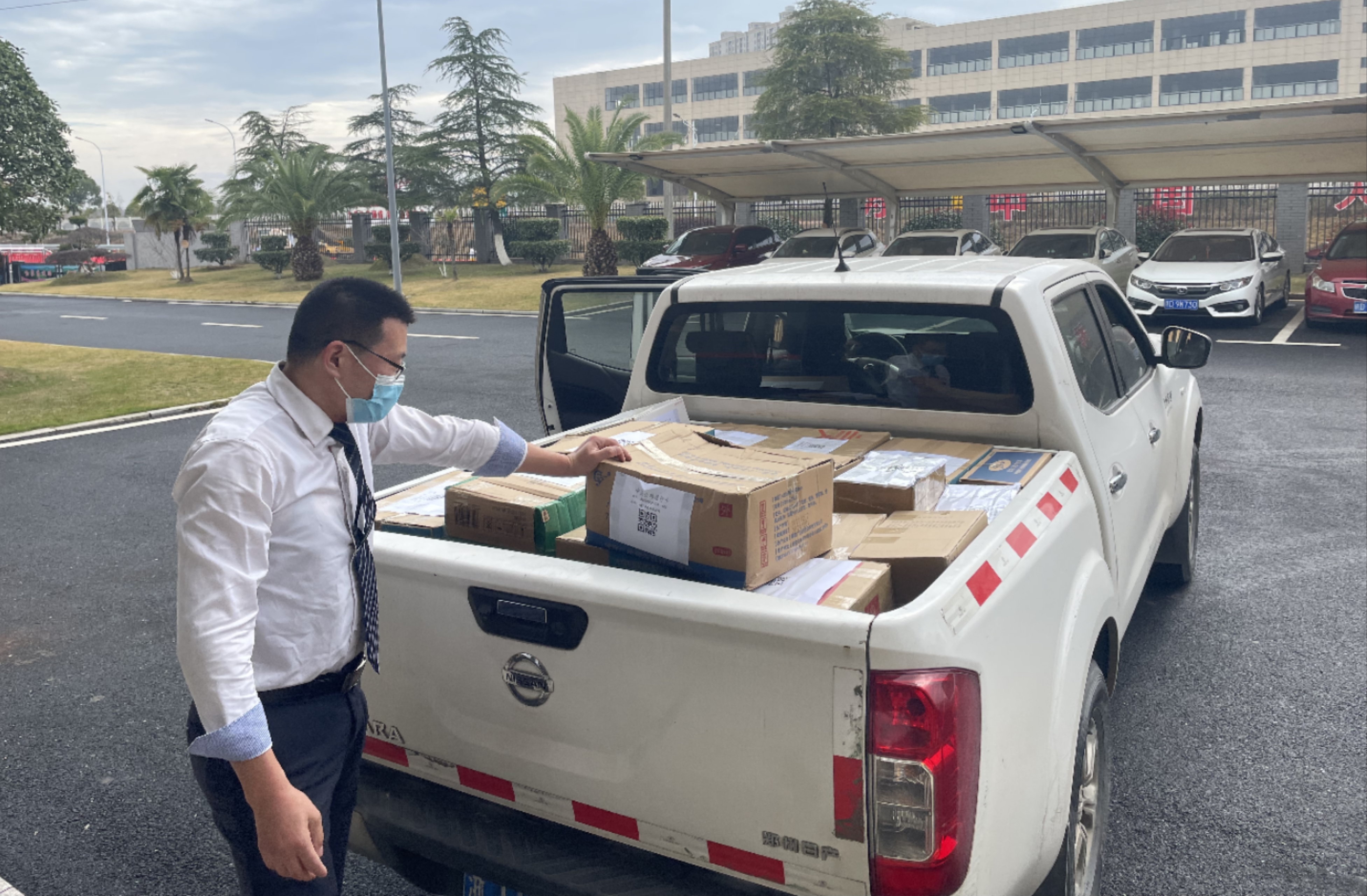 1673563120857640.jpg 409c5909f67c1798339bb12f4c200d5.jpg