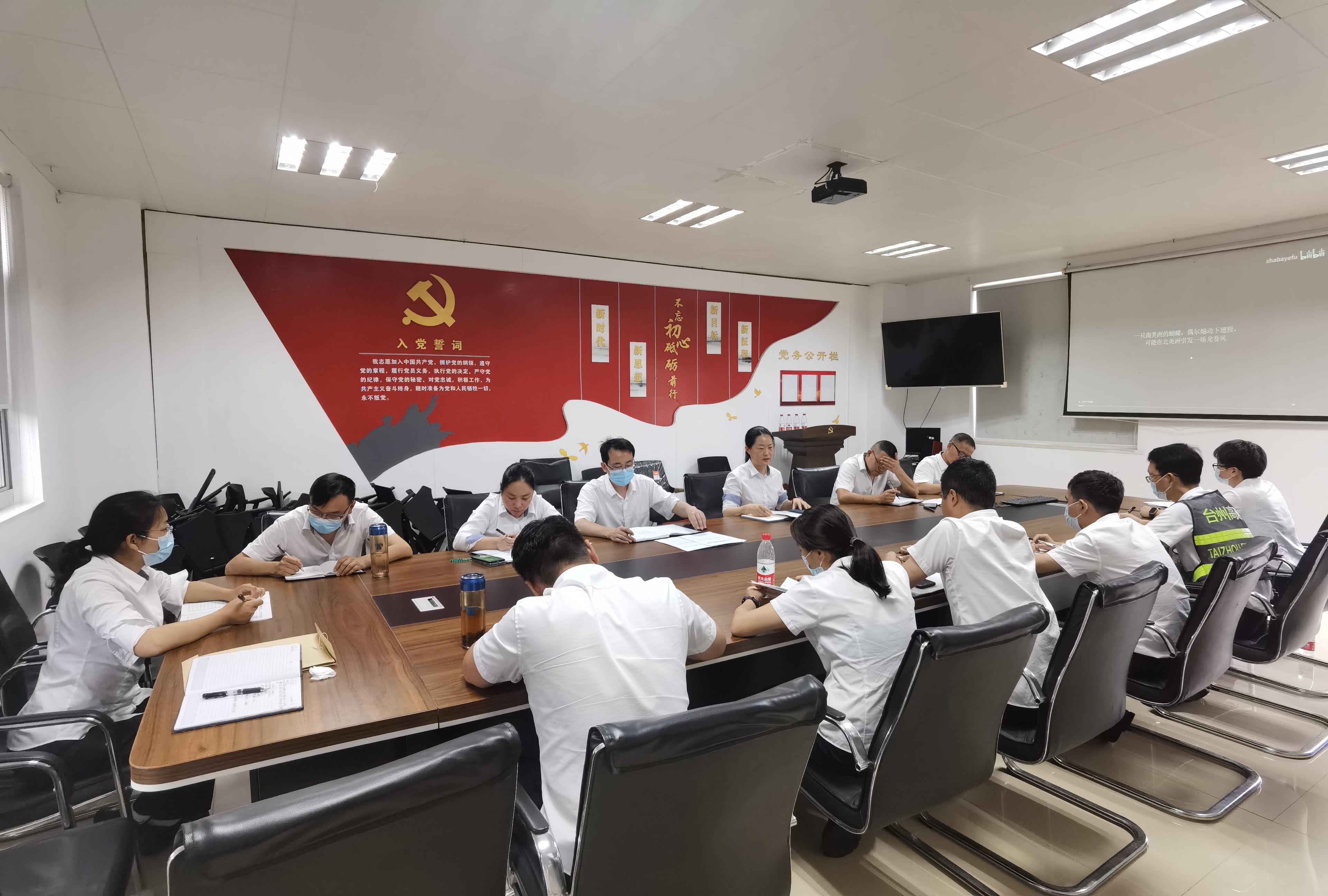 1686266692390990.jpg cfb7fc54e994fa6af2193d372c64cf7.jpg